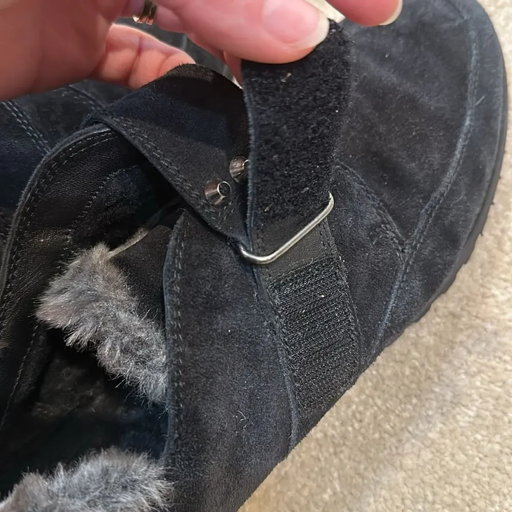 Stuart Weitzman Faux Fur Women Suede Sneaker Size 8 M